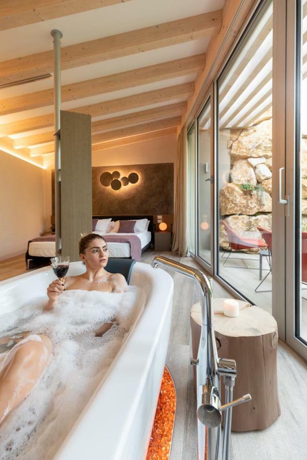 San Colombano Suites Bardolino Dış mekan fotoğraf